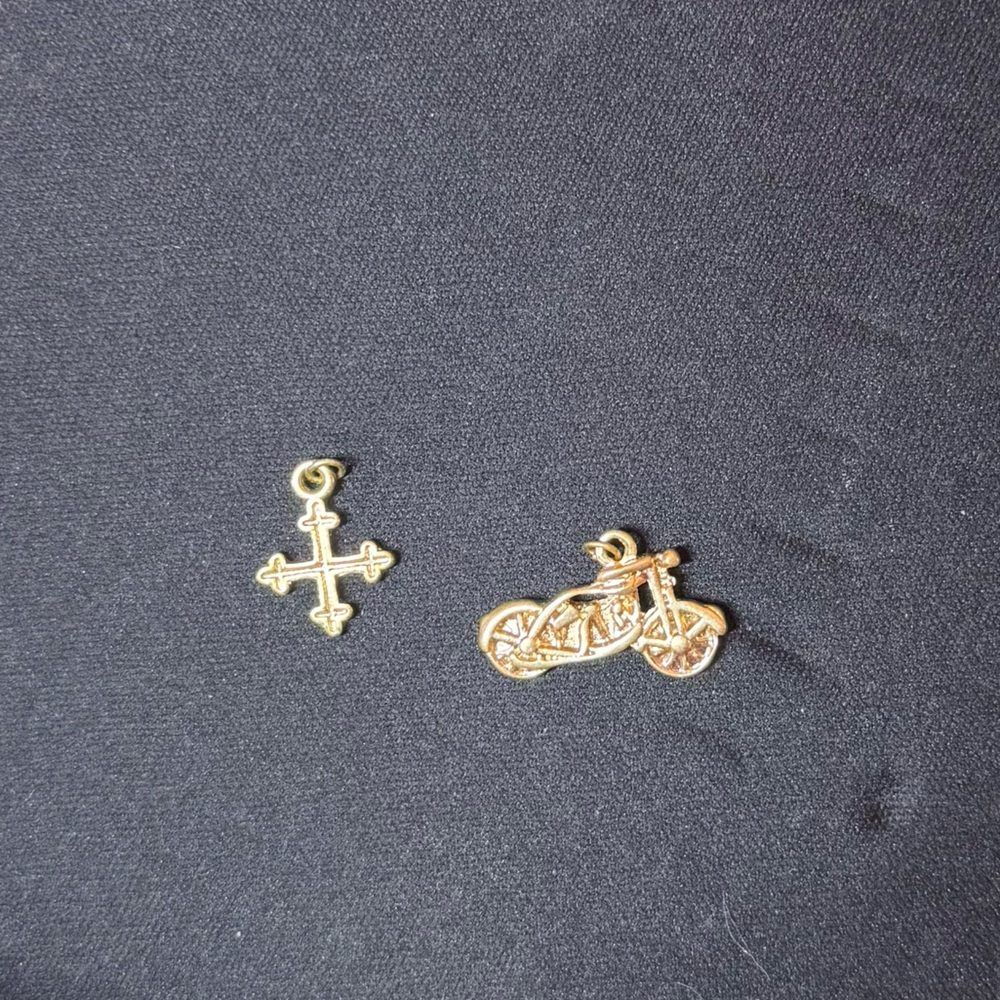 Gold Jewelry Lot - Picture 6 of 6